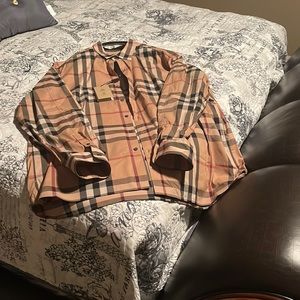 BRAND NEW BURBERRY MENS SHIRT XXL NEVER WORN!!!